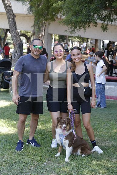 Jorge Hernandez, Patricia Caballero  y Patricia Hernandez 5