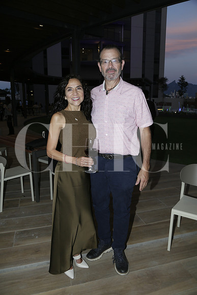 Verónica Solis y Gustavo Arechavaleta