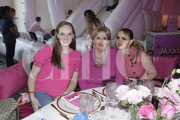 Cristina González, Gloria González y Alejandra Raya (2)
