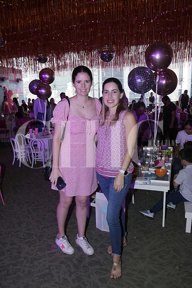 Daniela Calderón y Cecilia Peña (3)