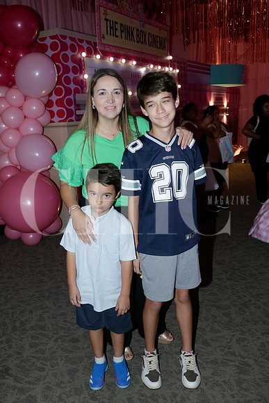 Raquenel Elizondo, Victor Andrés González y Mauricio González (2)