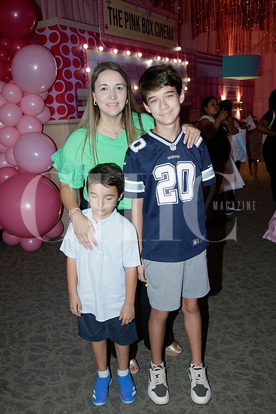 Raquenel Elizondo, Victor Andrés González y Mauricio González