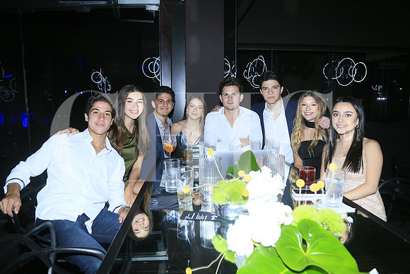 Diego Odriozola, Marcela Alanis, Rodrigo Saenz, Marela Gomez Junco, Carlos Ruíz, Eduardo Molina, Raquel Chapa y Dany Benitez