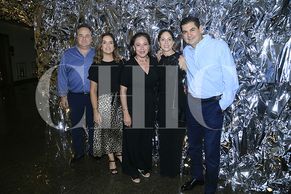 José Antonio González, Verónica Martínez, Marcela Martínez, Sandra Martínez y Oscar Lozano (2)