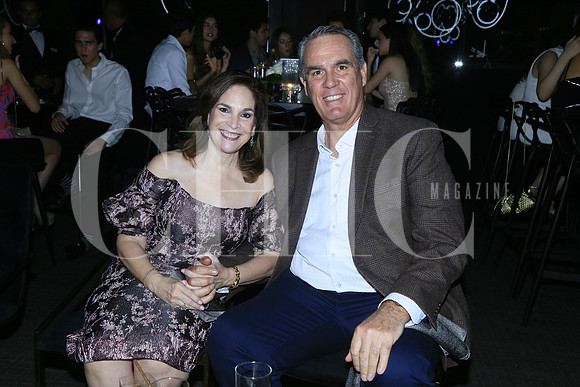 Tere Villarreal de Dillón y Roberto Dillón