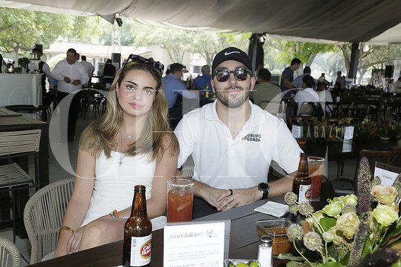 Mariana Cabrera y Alejandro González