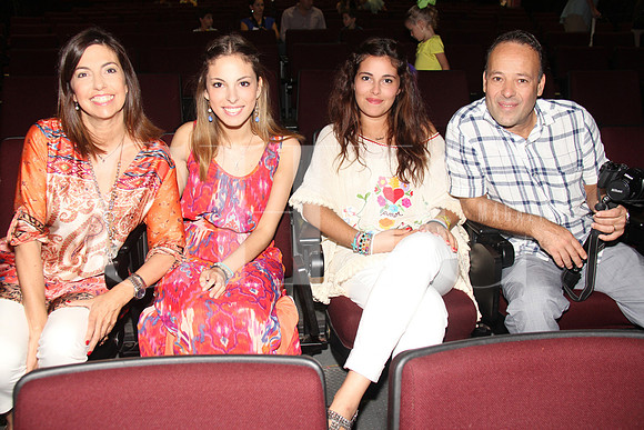 Sandra del Río, Paloma Guzmán, Emilia Guzmán y Fabián Guzmán
