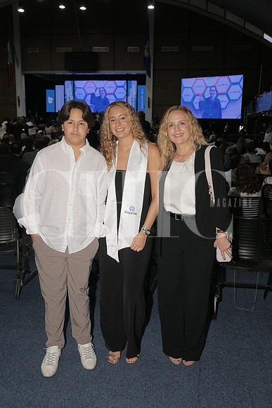 Gerardo Sanchez, Roberta Sanchez y Alejandra Barraza 1