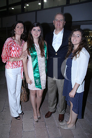 Luly de Kalionchis, Sofía Kalionchis, Jorge Kalionchis y Camila Kalionchis