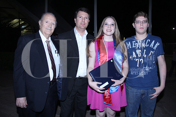 Salvador Sánchez, Jorge Sánchez, Karen Sánchez y Jorge Sánchez Jr.