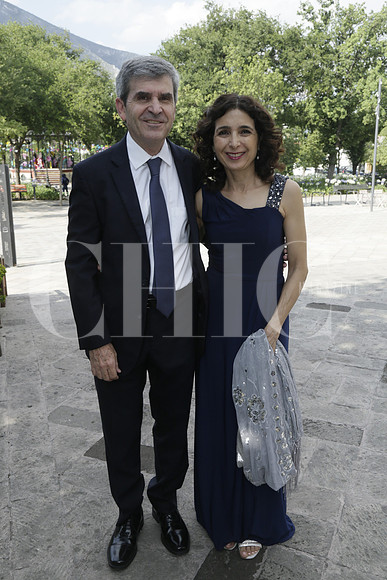 Gerardo González y Graciela de González (2)