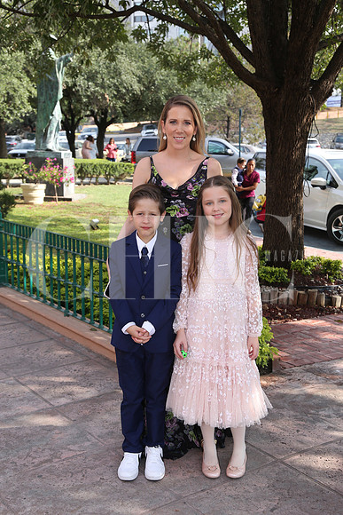 Daniela Sánche de Sada, Federico Sada y Daniela Sada