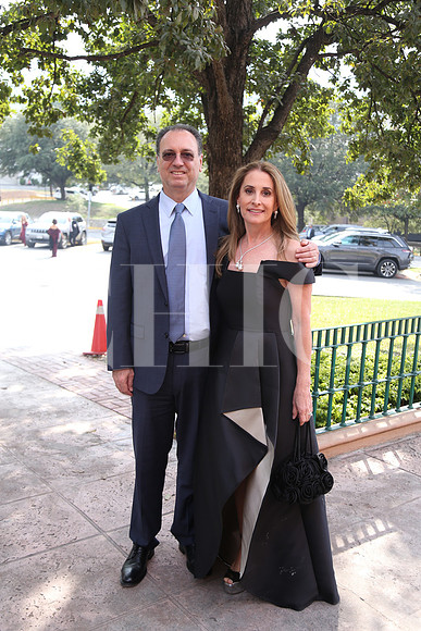 Jorge Reyes y Lorena Ballesteros de Reyes