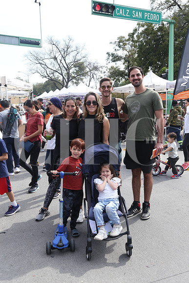 Gilda de la Parra, Fernanda Fuentes, Fernando Fuenes, Tomas Lankenau, Marcelo Gutiérrez y Eugenia Gutiérrez 1