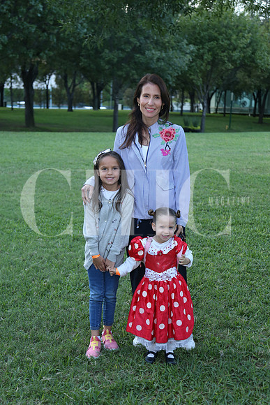 Yusara González de Martínez, Sulamit Martínez y Amaya Martínez