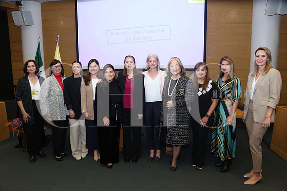 Blanca Maiz, Rosa María González de Dávila, Fernada Quiroga, Luisa Gutiérrez, Marcela Chavarria, Isabela Navarro, Sandra Shadik, Liliana Melo de Sada, Araceli W.ching, Paulette Moreno de Alanis y