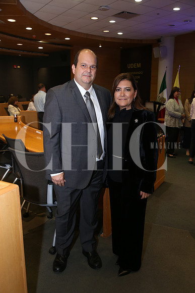 Roberto Garza y Marcela Chavarria