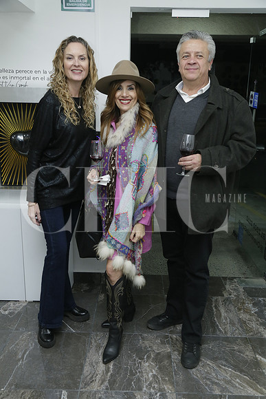Cristina Barker, Olga Mejia y Agustin Suárez (3)