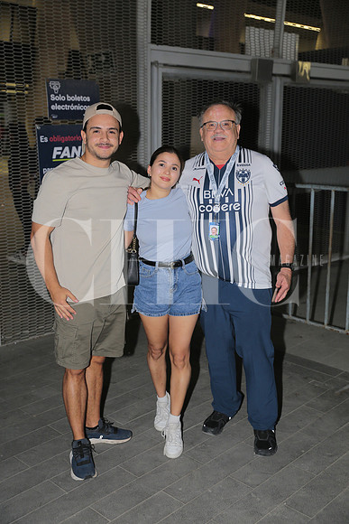 Jean Paul De Haene, Isabella Gonzalez y Gregorio De Haene 2