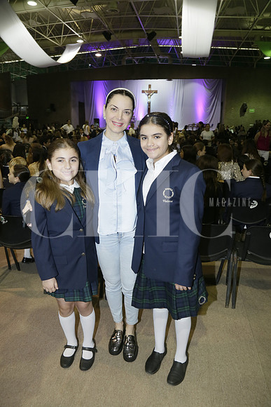 Fátima Pascual Marcos, Mónica Marcos de Pascual y Violeta Pascual (3)