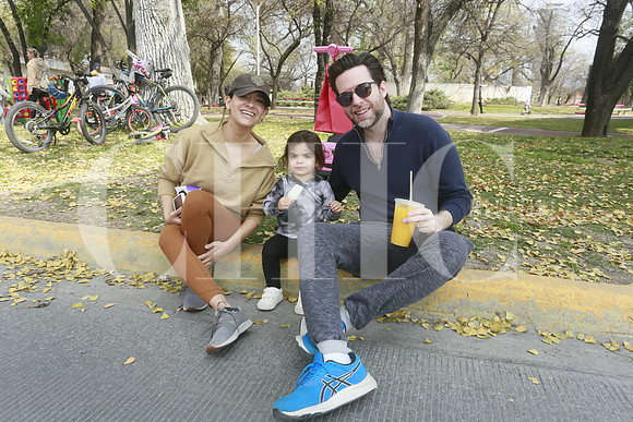 Fabiola Villarreal, Noa Dychter y Gerardo Dychter