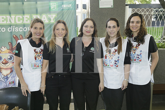 (organizadoras) Ana Garza, Brenda Erhard, Karina Assad, Valeria Toussaint y Celtina Mier