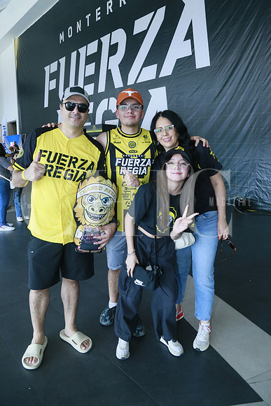 Pablo Galicia, Pablo Galicia Sofia galiciua y Daniela Polo (2)
