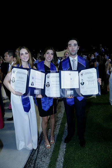 María Gabriela Valdés, Magdalena Mejia y Lucas fernando Lomelí (2)