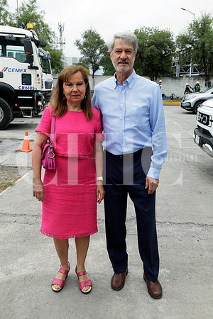 Lorena Sada de Garza y Adrían Garza