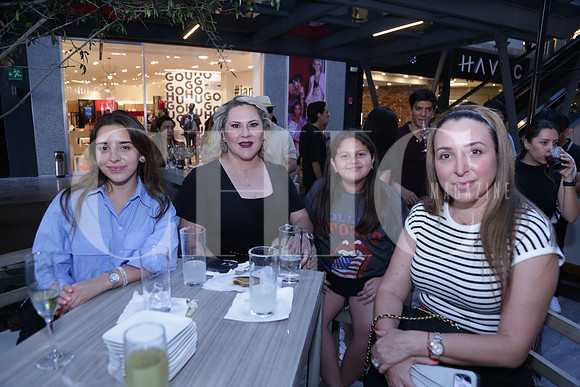 Marcela Maldonado, Claudia Rivera, Maria Claudia Varela y Marieta Garza