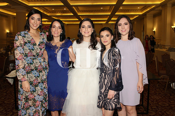 Viviana Safi, Marissa Drexel de Safi, Paola Isabel Safi, Vanessa Safi y Raquel Safi