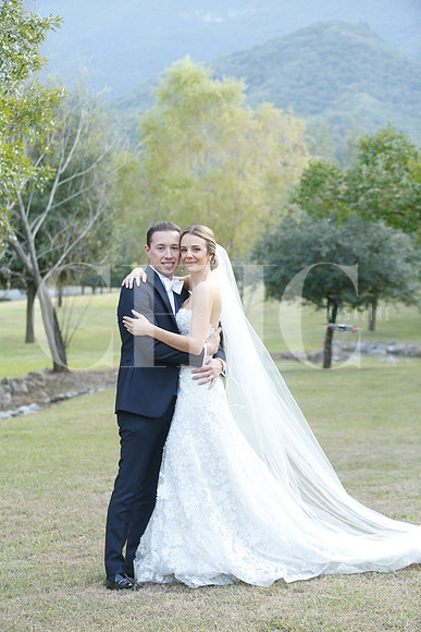 Steph Marcos y Sergio Altamirano (72)