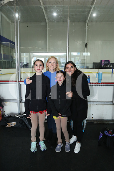 Victoria de León, Michelle Cantú, Luciana Junco y Ana Dabdou0