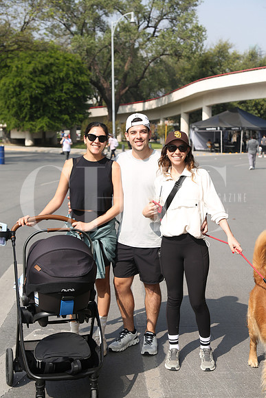 Juliana Valdes, Alvaro Llaguno y Cecila Llaguno1