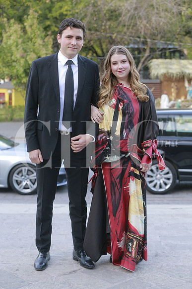 Adrián y Mariana