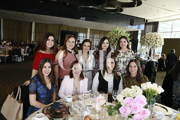 Lizeth Reyes, Stefanie Reyes, Paulina Flores, Lore Flores, Ale Peña, Doris Ancira, Pamela Muñoz, Alex Chapa y Ana Cristina Flores