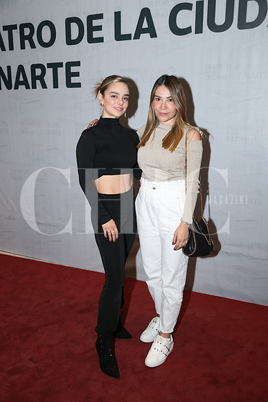 Karla Trevño y Ale Yllán 1