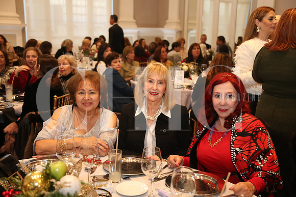 Jeny Tapia, Raquel Tamez y Vita de Rodríguez