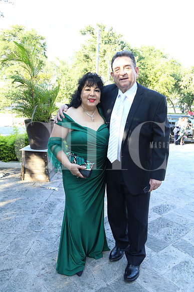 Dora González y Humnberto Garza 0