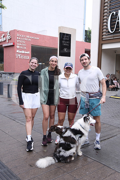 Lucia Ruiz, Felicia Olivares, Lorena Wiliams y Arturo Barbanera 0