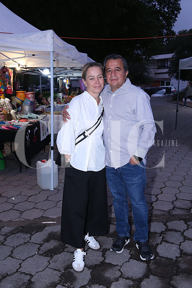 Loly Victoria y Salvador Cordova 0