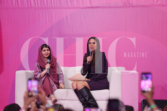 Malala Yousafzai y Paola Rojas0