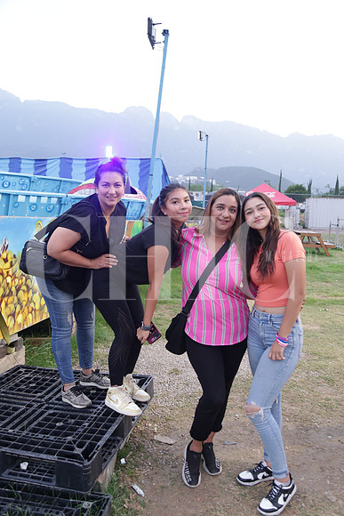 Luisa Cruz, Sophia Cruz, Magaly Delgado y Regina González 1