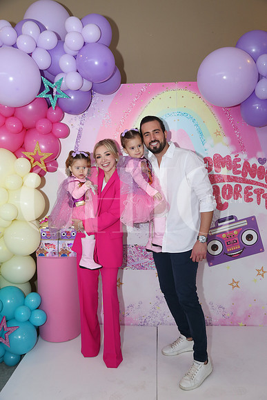 Sofia Salinas, Mario Blásquez, Doménica Blásquez y Loretta Blásquez 5