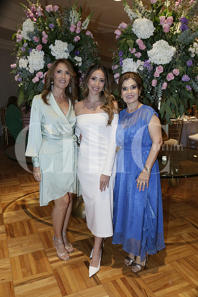 Silvia Guerrero de Escalante, Marifer Escalante y Rosalva Elizondo (3)