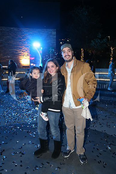 Victoria Cardenas, Nery González y Ramiro Cardenas
