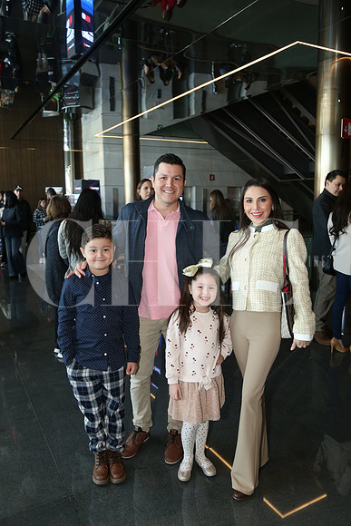 Leoardo González, Arturo González, Renata Gonzále y Marcela Manzo 1