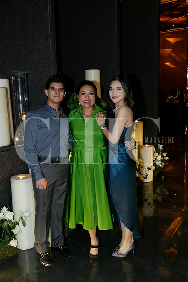 Matias Tijerina, cumpleañera y Fernanda Trejo (3)
