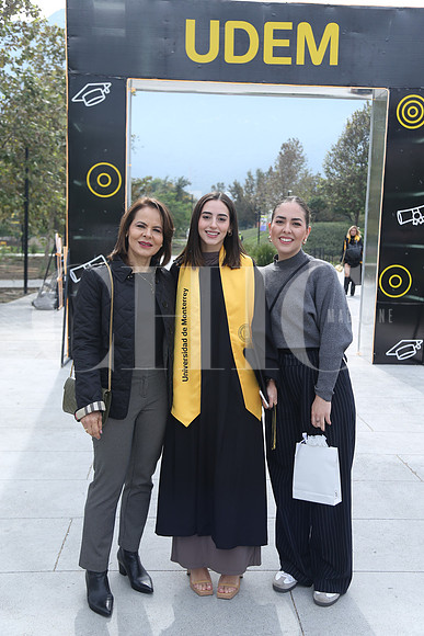 Ana Pérez, Ana Castro y Martha Rodríguez