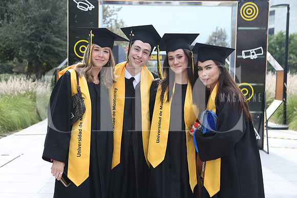 Mariana Alexander, Diego Torres, Alba García y Patricia Leos 1